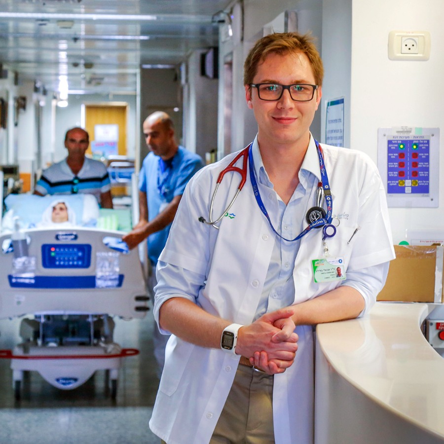 Jewish Agency provides the prescription for immigrant doctors seeking to launch careers in Israel