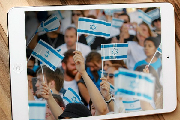 12 Ways to Celebrate Israel’s 70th Birthday
